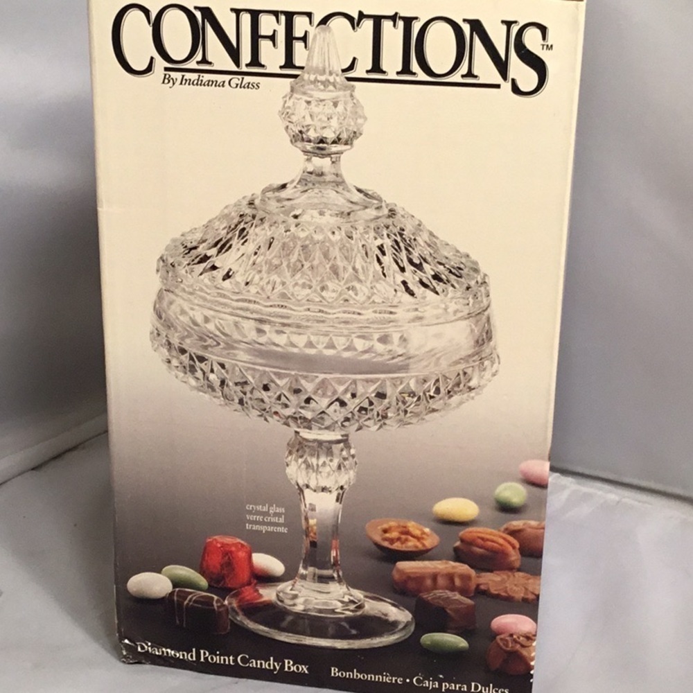 DIAMOND POINT CRYSTAL CANDY BOX